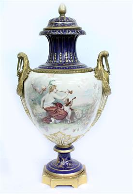 Lot 554 - A 19TH CENTURY CONTINENTAL SEVRES STYLE POTTERY VASE