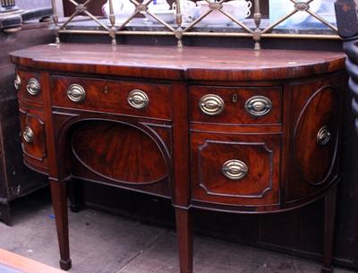 Lot 564 - A GEORGIAN MAHOGANY SIDEBOARD