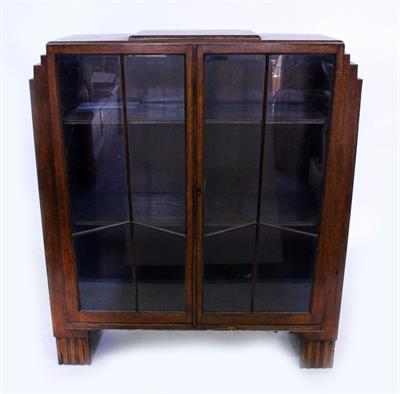 Lot 568 - AN ART DECO STYLE OAK BOOKCASE