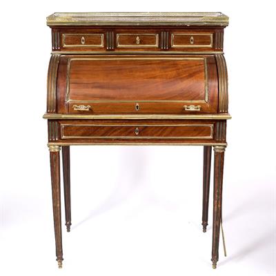 Lot 622 - A 19TH CENTURY FRENCH MAHOGANY AND BRASS MOUNTED CYLINDER BUREAU