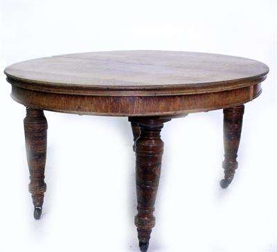 Lot 651 - A 19TH CENTURY OAK WIND OUT EXTENDING DINING TABLE