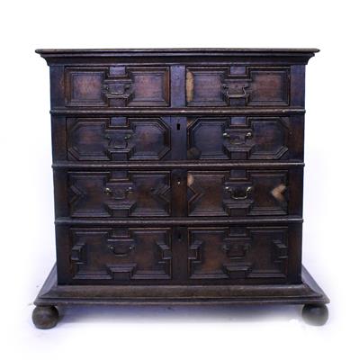 Lot 653 - AN ANTIQUE OAK