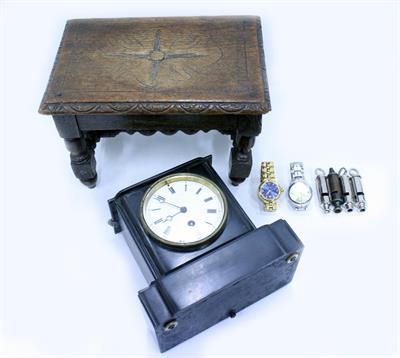 Lot 716 - A 19TH CENTURY BLACK SLATE MANTLE CLOCK