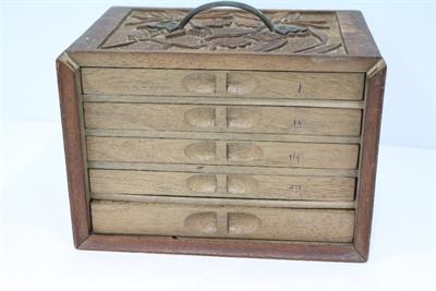 Lot 719 - A MID 20TH CENTURY MAHJONG SET