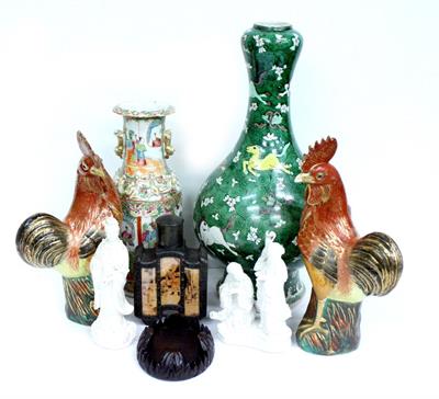 Lot 821 - A COLLECTION OF ORIENTAL CERAMIC