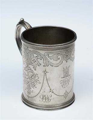 Lot 42 - A VICTORIAN SILVER CHRISTENING MUG with a beaded edge and scroll and foliate engraved panels