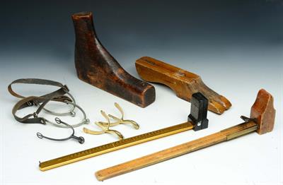 Lot 142 - TWO SHOEMAKERS MEASURING STICKS