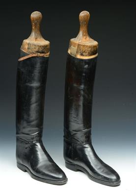 Lot 149 - A PAIR OF EDWARDIAN GENTLEMANS BLACK LEATHER RIDING BOOTS with wooden trees