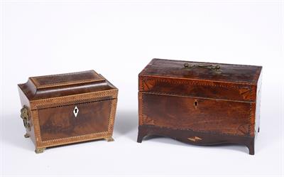 Lot 253 - A 19TH CENTURY MAHOGANY