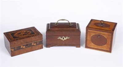 Lot 254 - A VICTORIAN WALNUT AND TUNBRIDGE INLAID SMALL JEWELLERY BOX