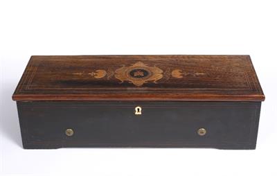 Lot 289 - A LATE 19TH CENTURY ROSEWOOD