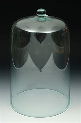 Lot 325 - ONE LARGE GLASS COLLECTORS PROTECTIVE DOME with knob