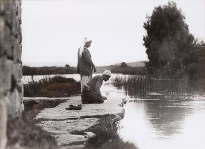 Lot 386 - A GROUP OF FIVE EARLY MIDDLE EASTERN PHOTOGRAPHS by repute T.E. Lawrence recruiting Arab officers