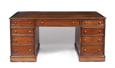 Lot 414 - A VICTORIAN STYLE MAHOGANY RECTANGULAR PEDESTAL PARTNER'S DESK