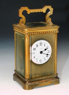 Lot 232 - A FRENCH BRASS CARRIAGE TIMEPIECE