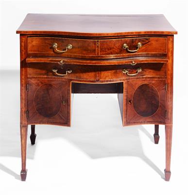 Lot 289 - A GEORGE III MAHOGANY SERPENTINE SIDEBOARD