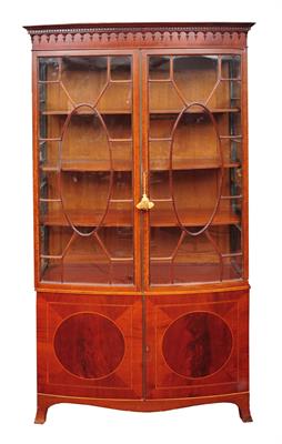 Lot 325 - AN EDWARDIAN MAHOGANY BOW FRONTED DISPLAY CABINET