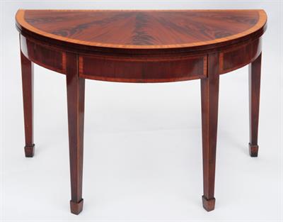 Lot 327 - A GEO III MAHOGANY AND SATINWOOD CROSSBANDED 'HALF MOON' CARD TABLE