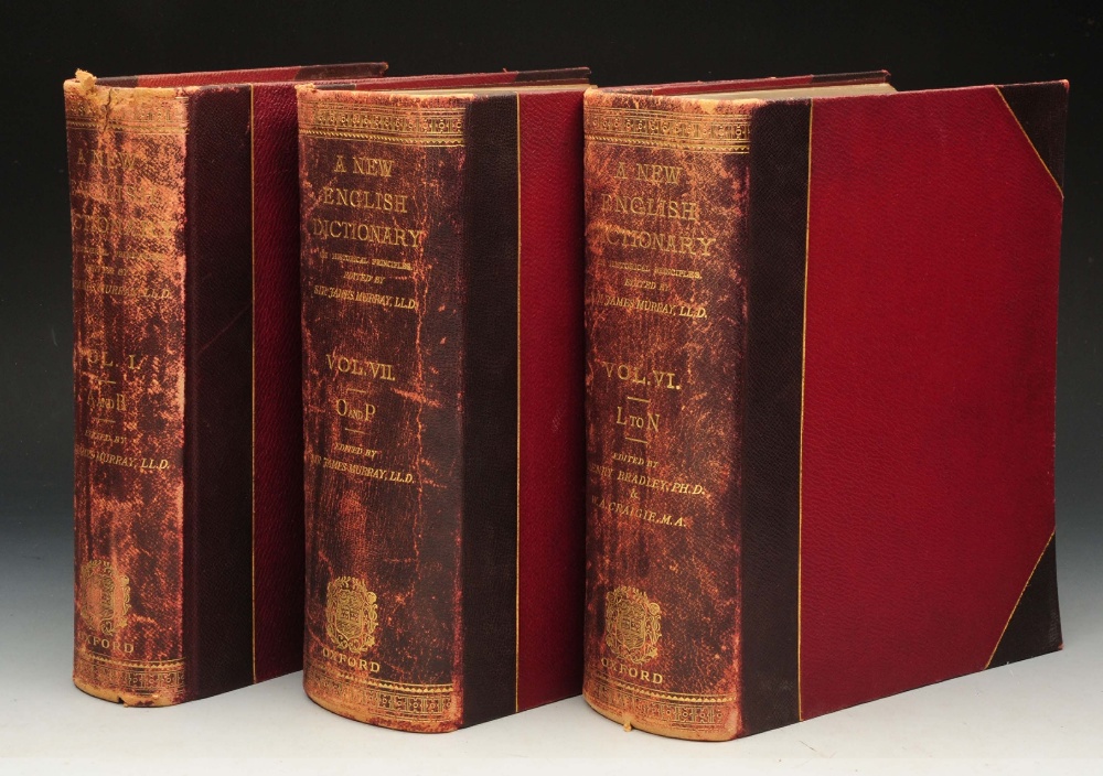 Lot 586 - A NEW ENGLISH DICTIONARY