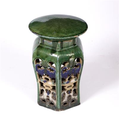 Lot 42 - A CHINESE GREEN GLAZED POTTERY CONSERVATORY SEAT