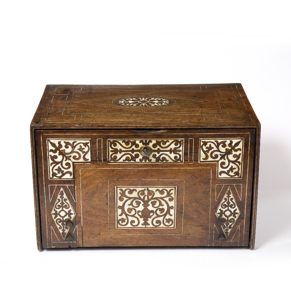 Lot 146 - A LATE 17TH / EARLY 18TH CENTURY COLONIAL HARDWOOD AND IVORY STRUNG TABLE CABINET