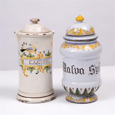 Lot 228 - AN OLD ITALIAN CYLINDRICAL DRUG JAR AND COVER