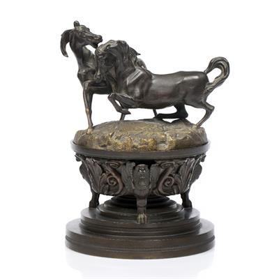 Lot 274 - A BRONZE GROUP