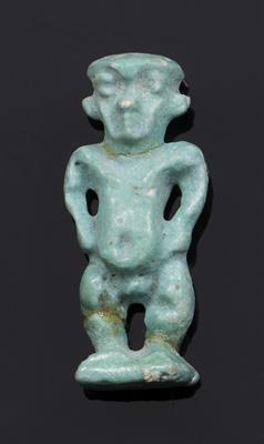 Lot 405 - AN ANCIENT EGYPTIAN FAIENCE FUNERARY AMULET