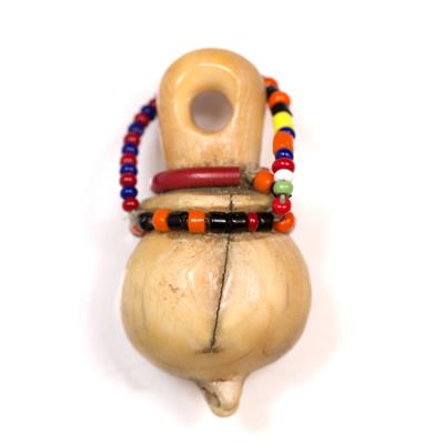 Lot 429 - AN EAST AFRICAN MASAI CATTLE FERTILITY CHARM