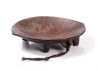 Lot 459 - A FIJI KAVA BOWL MELANESIA