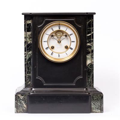 Lot 85 - A 19TH CENTURY FRENCH MANTEL CLOCK