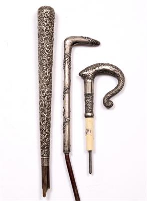 Lot 126 - A 19TH CENTURY INDIAN CANE HANDLE