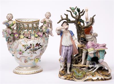 Lot 154 - A 19TH CENTURY MEISSEN PORCELAIN GROUP