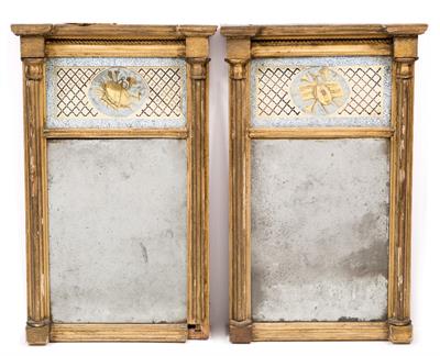 Lot 162 - A PAIR OF REGENCY VERRE EGLOMISÉ GILTWOOD HANGING WALL MIRRORS