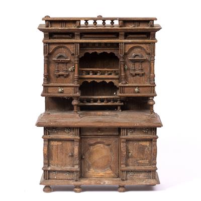 Lot 196 - A LATE 19TH/EARLY 20TH CENTURY MINIATURE OAK FRENCH DRESSER