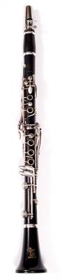 Lot 267 - A BOOSEY & HAWKES 'EMPEROR' CLARINET