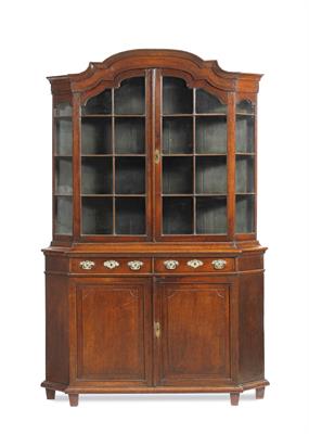 Lot 13 - AN 18TH CENTURY DUTCH OAK VITRINE