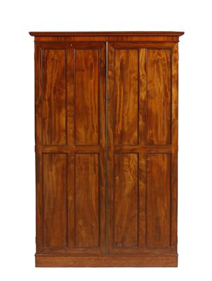 Lot 133 - A WILLIAM IV MAHOGANY PRESS CUPBOARD