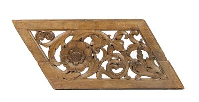 Lot 178 - AN ANTIQUE CARVED OAK ARCHITECTURAL ELEMENT of rhomboid form with pierced flowering and scrolling ac