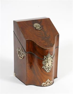 Lot 259 - A GEORGE III MAHOGANY SERPENTINE FRONTED KNIFE BOX