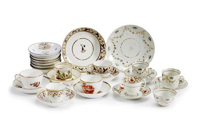 Lot 319 - A COLLECTION OF VARIOUS 18TH CENTURY AND LATER ENGLISH PORCELAIN TEA WARES