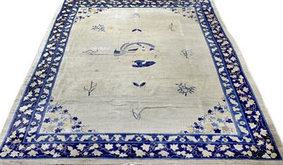 Lot 477 - AN ANTIQUE CHINESE BLUE AND PALE CAMEL GROUND CARPET