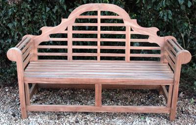 Lot 628 - A COTSWOLD TEAK LUTYENS STYLE GARDEN BENCH 166cm wide