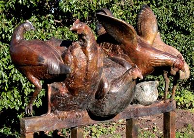 Lot 646 - GERALDINE KNIGHT (1933-2008) 'PERCHING ORDER' bronze