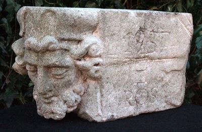 Lot 671 - A CAST COMPOSITE SCULPTURE OF A CORBEL of a King 48cm high