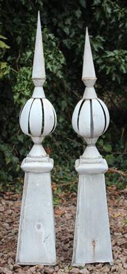 Lot 707 - A PAIR OF CONTINENTAL ZINC FINIALS with points above semi spheres and on square section spreading pl