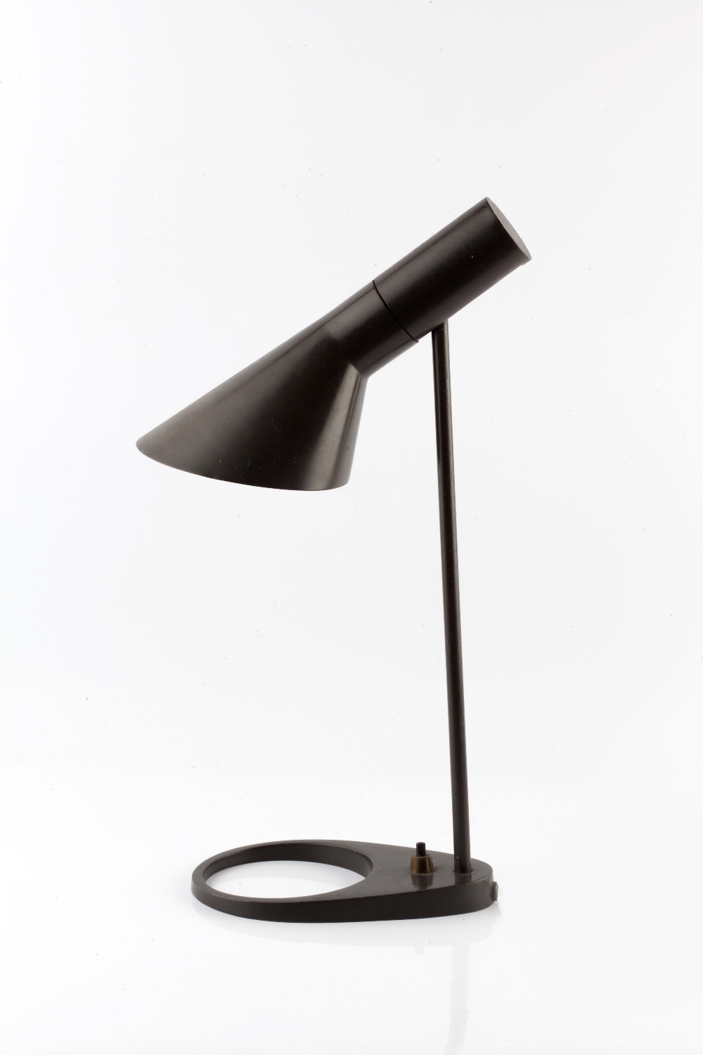 Lot 303 Arne Jacobsen 1902 1971 for Louis Poulsen