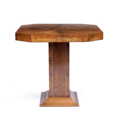 Lot 26 - Art Deco