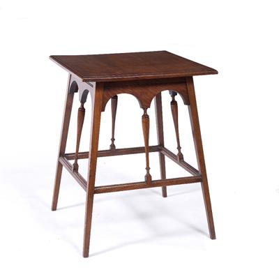 Lot 81 - Arts & Crafts