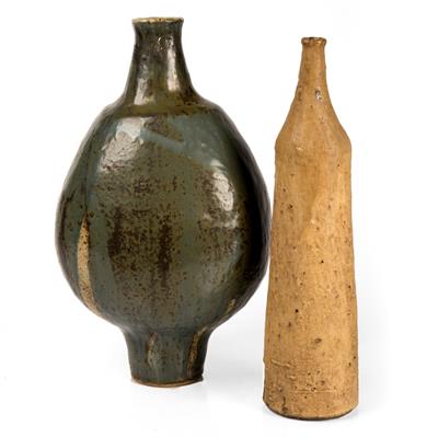 Lot 364 - Studio Pottery